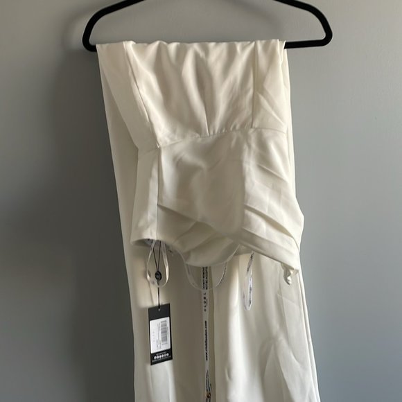 Club L London WHITE BANDEAU CORSET WIDE LEG JUMPSUIT - Picture 5 of 5